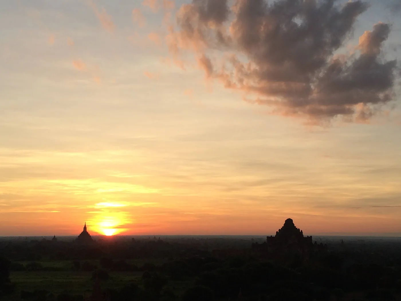 Sunrise over the temples of Bagan