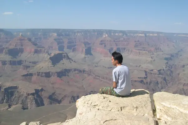 Working at the Grand Canyon at 21: The Summer That Started My Travels